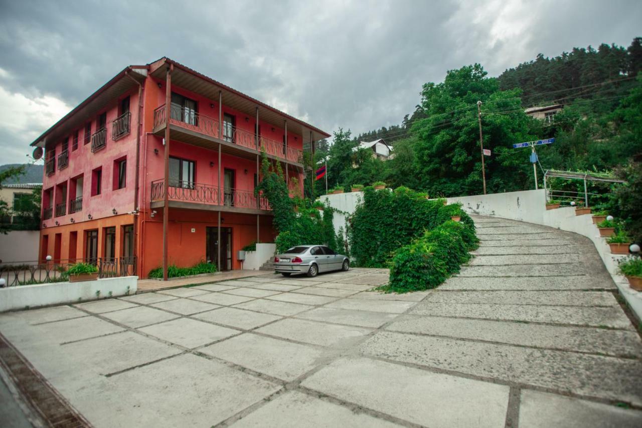 Ariana Family Hotel Dilidschan Exterior foto